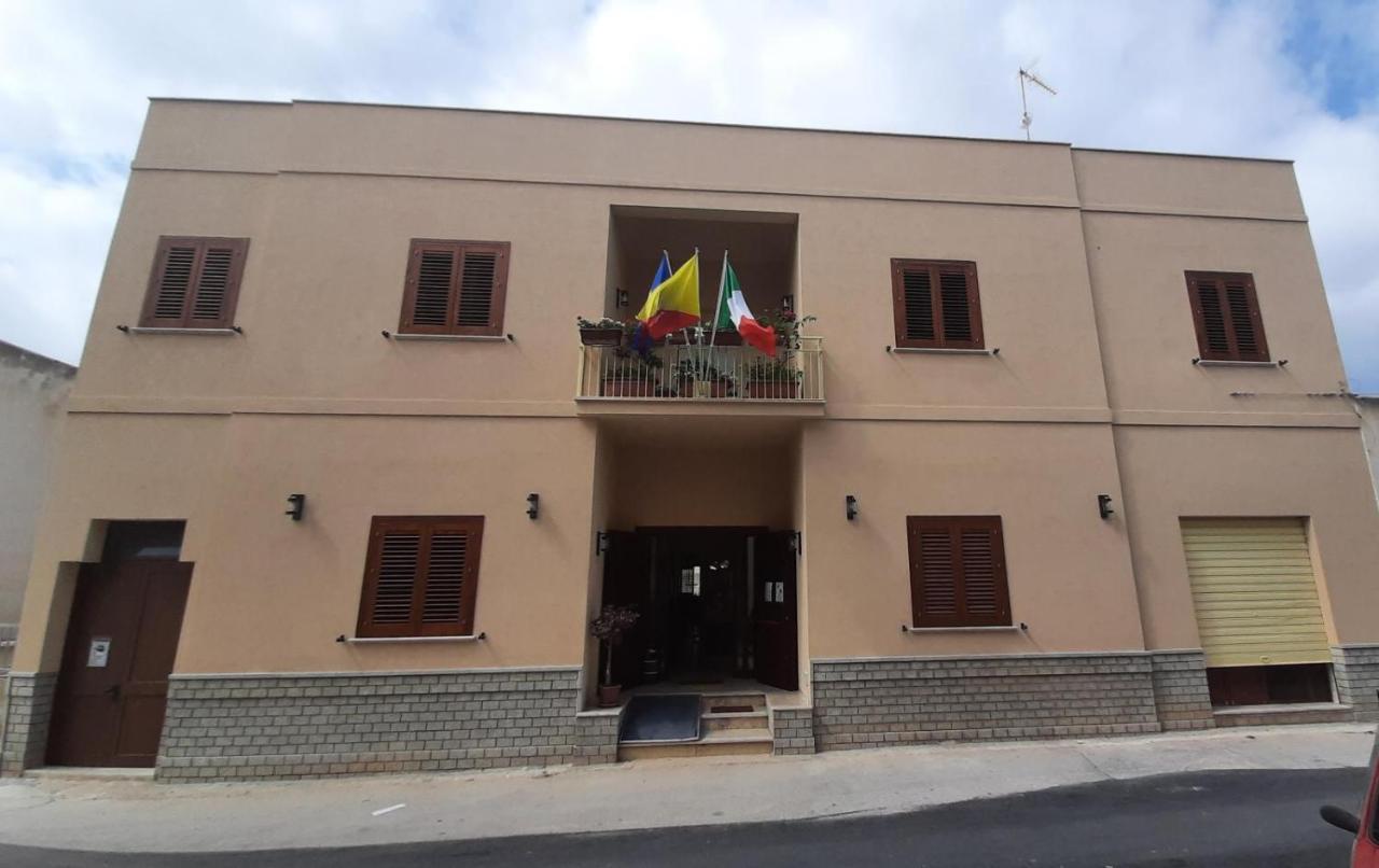 Albergo Bouganville Favignana Exterior foto